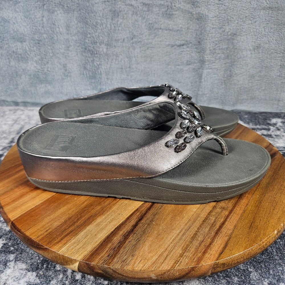 FitFlop Womens Sandals 8 Gray Metallic Rhinestones Wedge Thong Comfort Slide